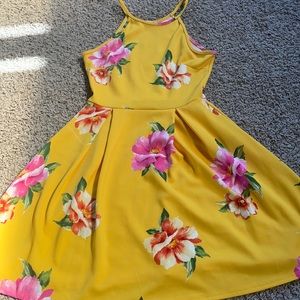 Women’s size small floral dress